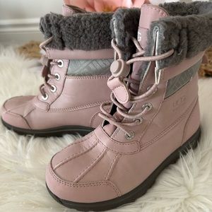 Uggs girls winter boots